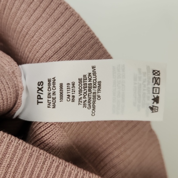 DYNAMITE Knit Cropped Top - Picture 3 of 3